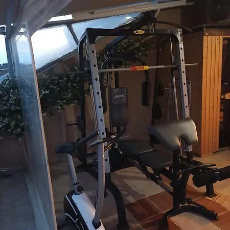 Kellys House منزل للإقامة إبانومي