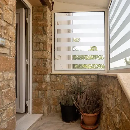 Kellys House Επανωμή